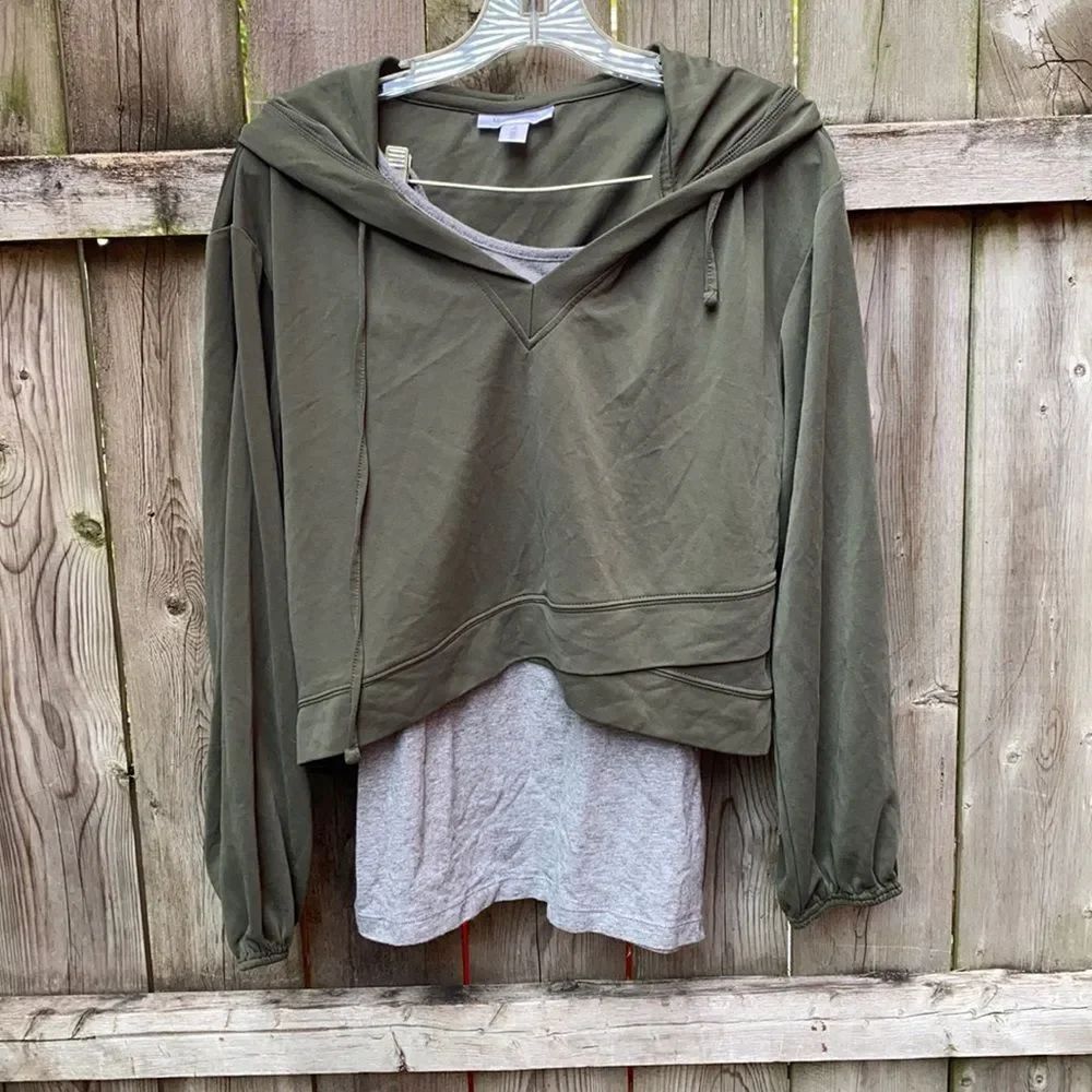 Motherhood Maternity 2 layer top sz. S